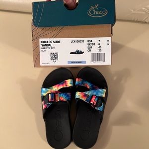 Men’s black CHACO CHILLOS SLIDE SANDALS size 7 LIKE NEW tie-dye